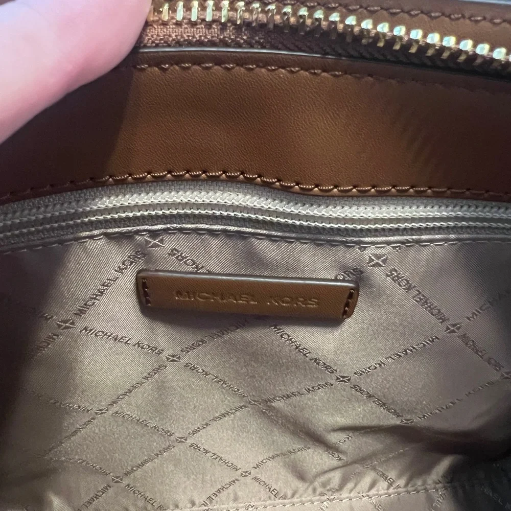 NEW Michael Kors Brown Logo Satchel with Tan Accents - Picture 5 of 9